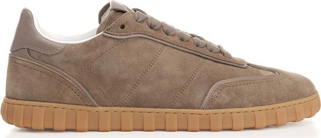 AMI ASH Round Toe Sneakers
