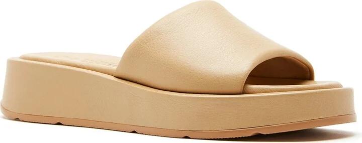 CARAMEL LEATHER