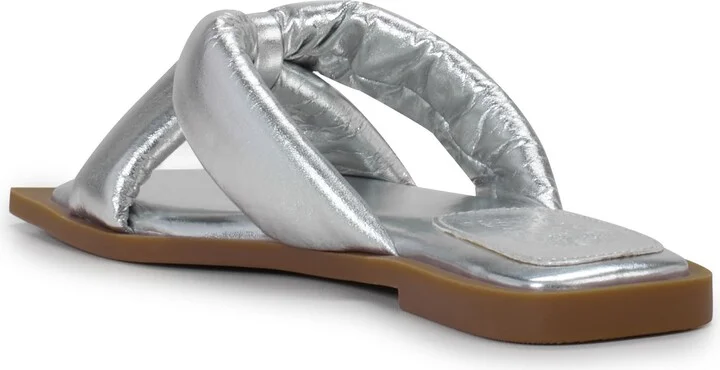 Amira Flat Sandal - Image 4