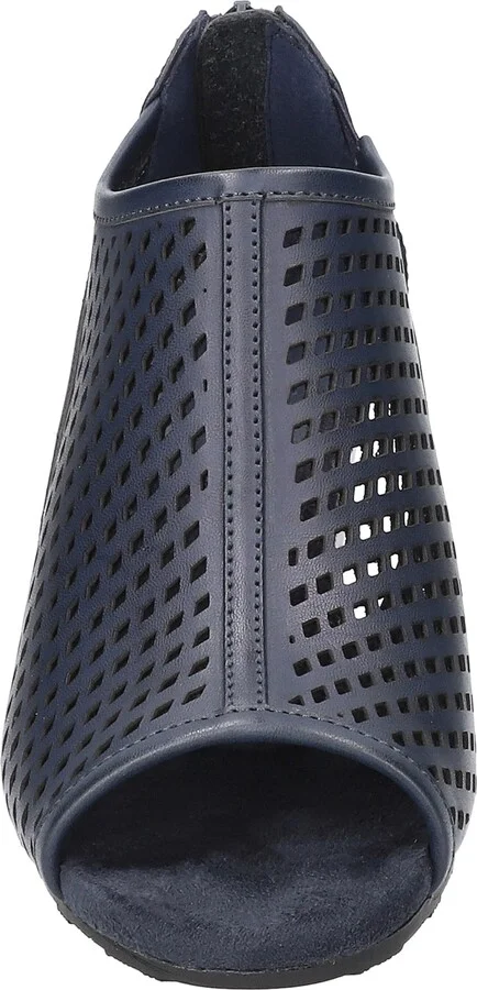 Amira Laser Cut Pump - Image 2