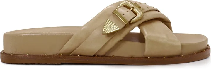Amirya Flat Sandal