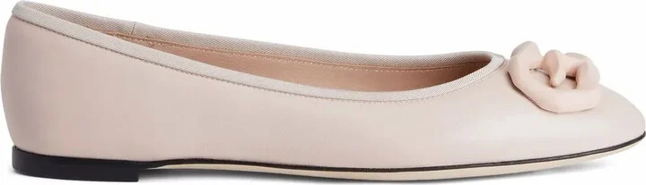 Amur logo-patch leather pumps