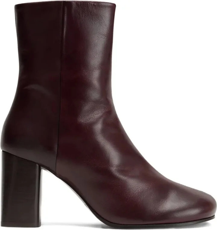 Anatomic block-heel round-toe boots