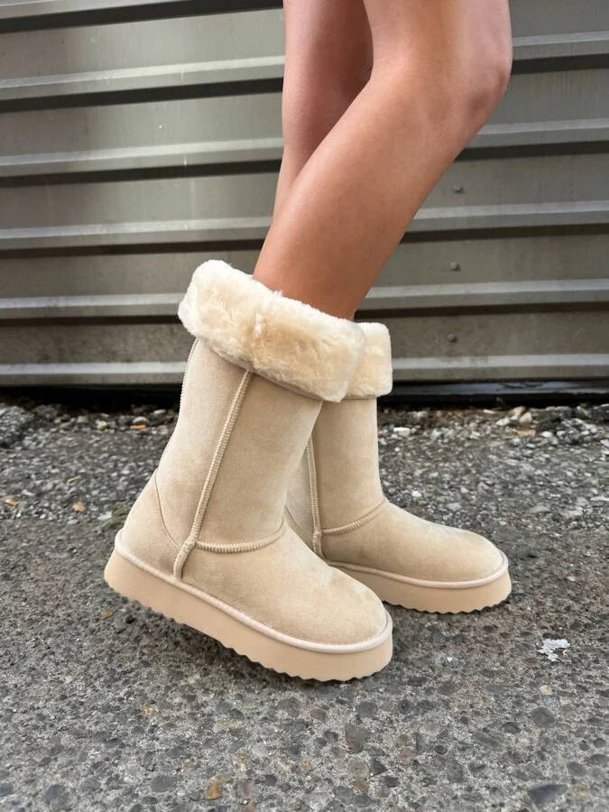 Andie Anderson Boots In Tan