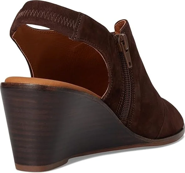 Andre Assous Belinda Women's Sandals Cocoa Powder : 8 M, Suede - Image 4