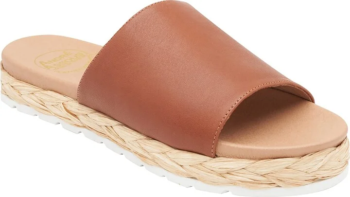 André Assous Women's Pepper Flat Sandal