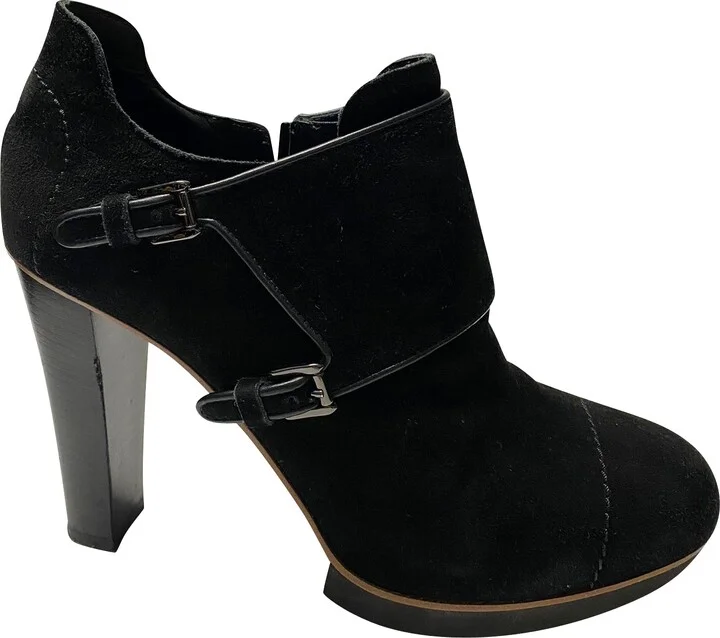 Ankle Boots in Black Suede