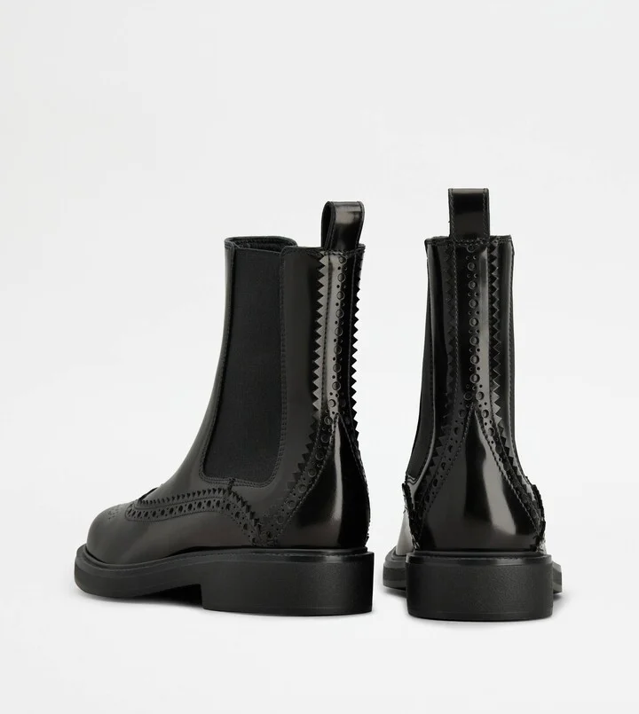 Ankle Boots in Leather - Image 3