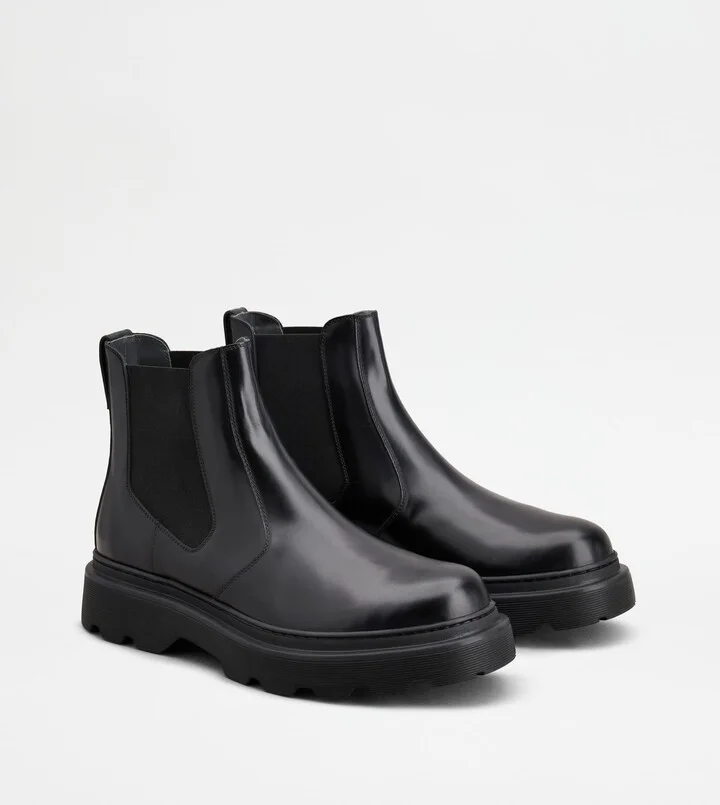 Ankle Boots in Leather - Image 2