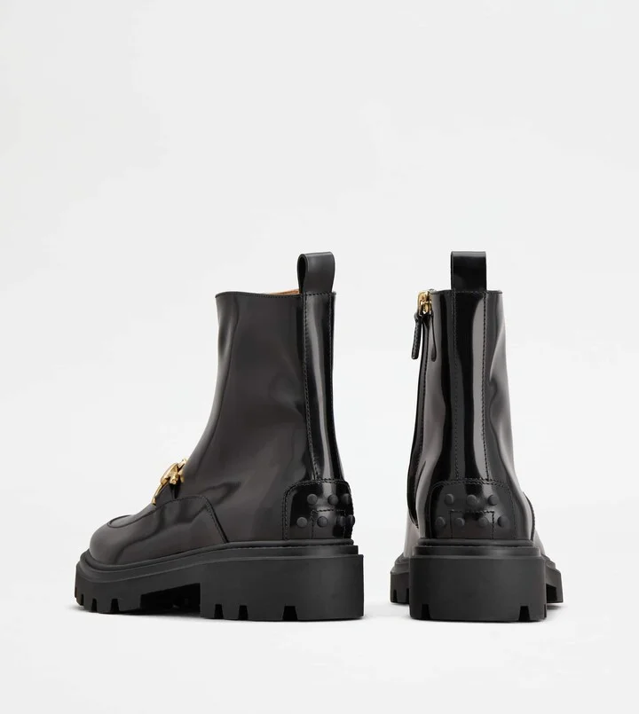 Ankle Boots in Leather - Image 3