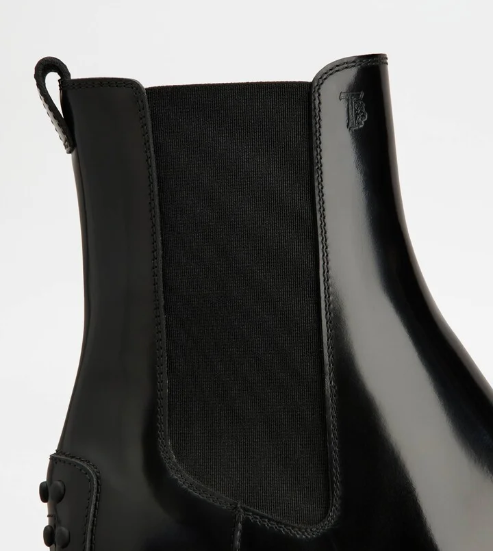 Ankle Boots in Leather - Image 5