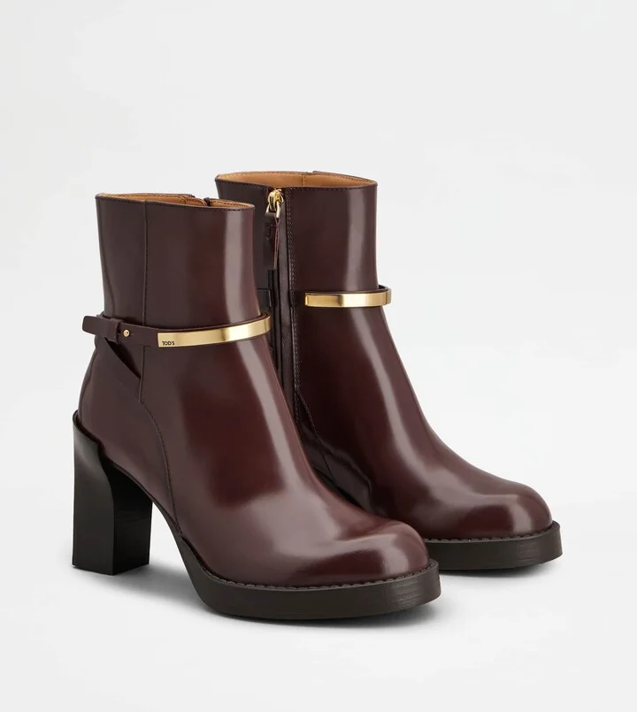 Ankle Boots in Leather - Image 2