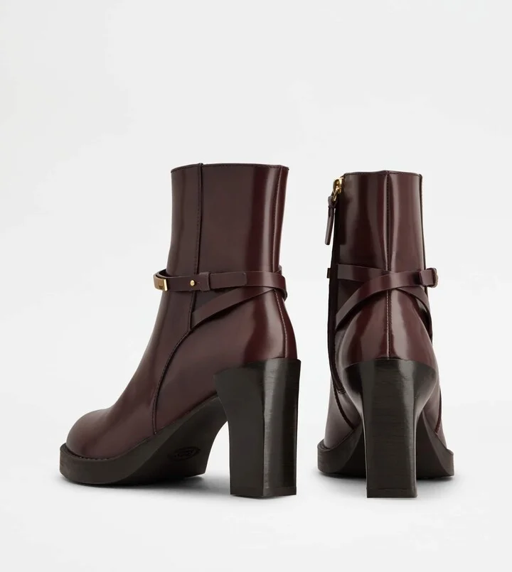 Ankle Boots in Leather - Image 3