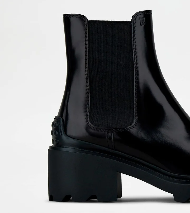 Ankle Boots in Leather - Image 5