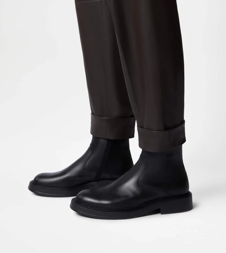 Ankle Boots in Leather - Image 2