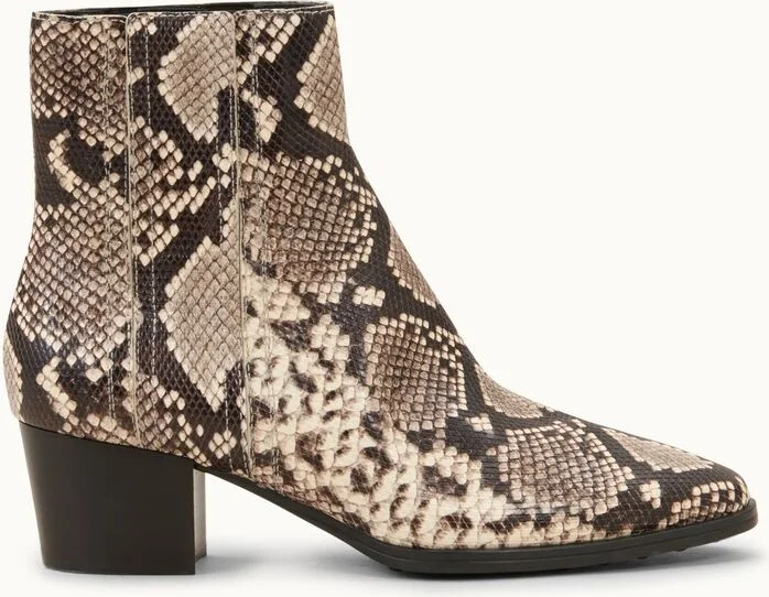 Ankle Boots in Leather