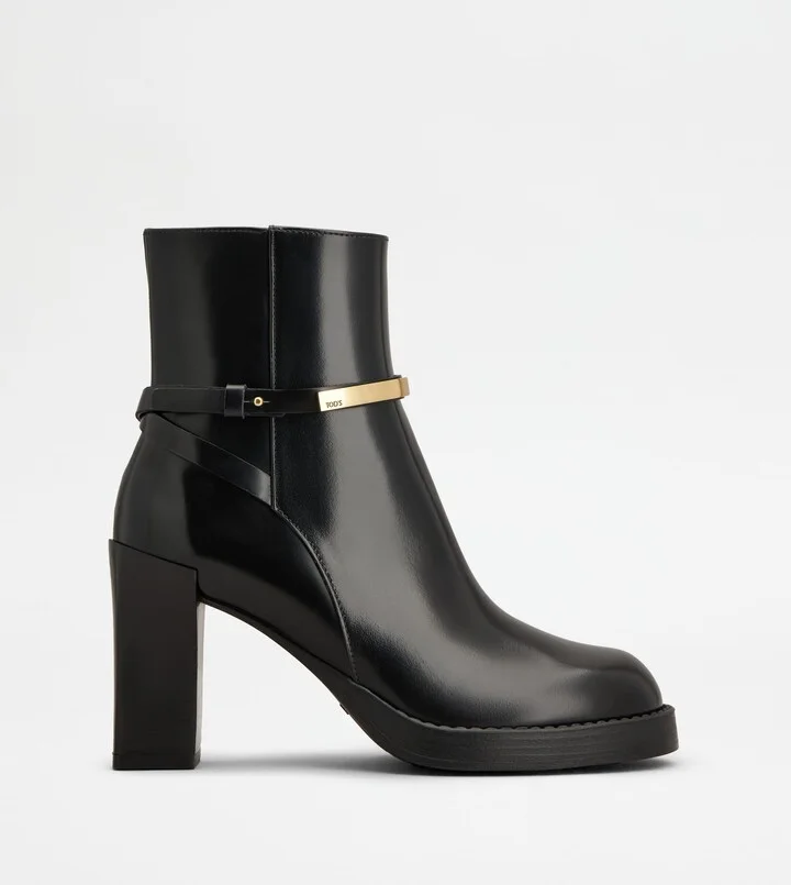 Ankle Boots in Leather