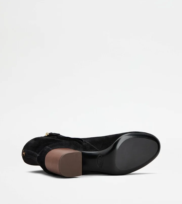 Ankle Boots in Suede - Image 4