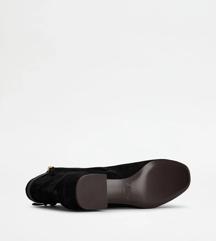 Ankle Boots in Suede - Image 4