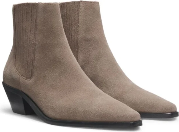 Ankle boots in suede with Cuban heel