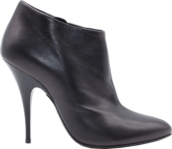 AnkleBooties in Black Leather