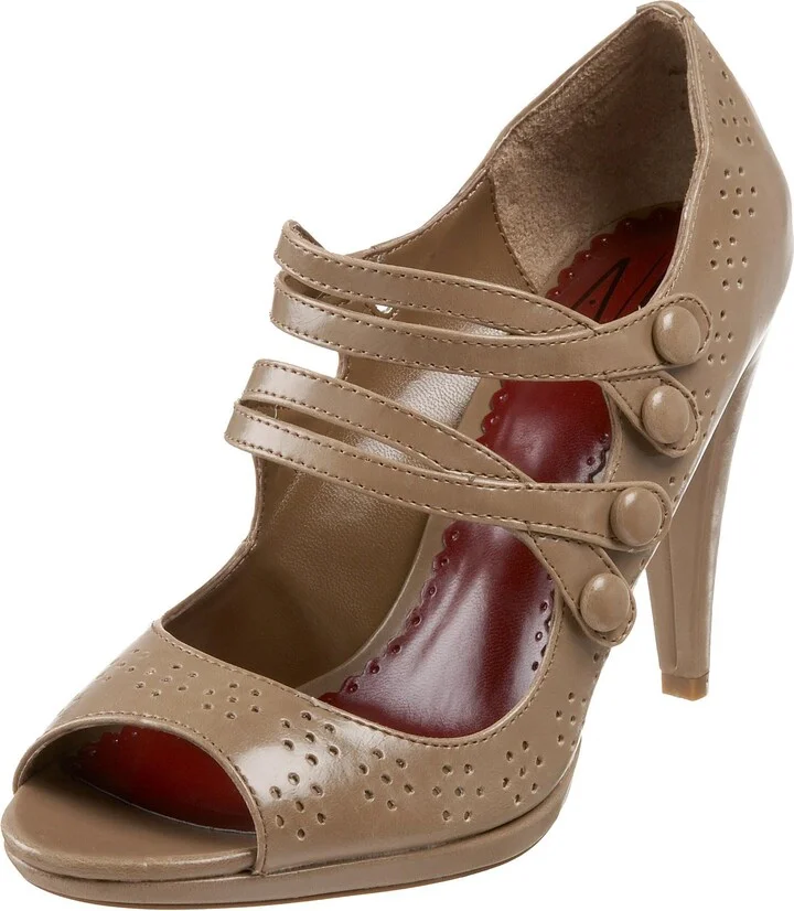 Ann Marino Women's Emperor Dress Sandal