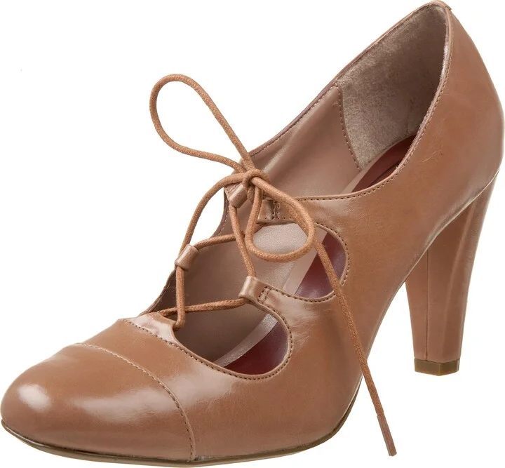 Ann Marino Women's Latte Tailored Pump