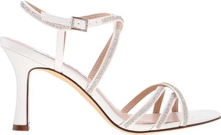 Anna Sandal - Image 2