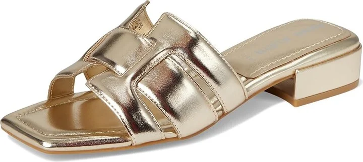 Anne Klein Loyal Women's Dress Sandals Light Gold : 5.5 M, Leather - Image 5