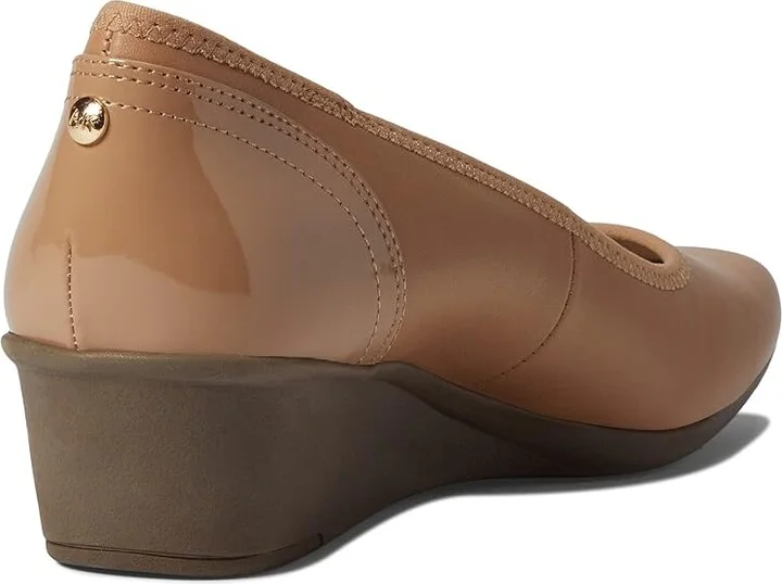 Anne Klein Sport Wisher Women's Shoes Natural : 6 M, Textile - Image 4