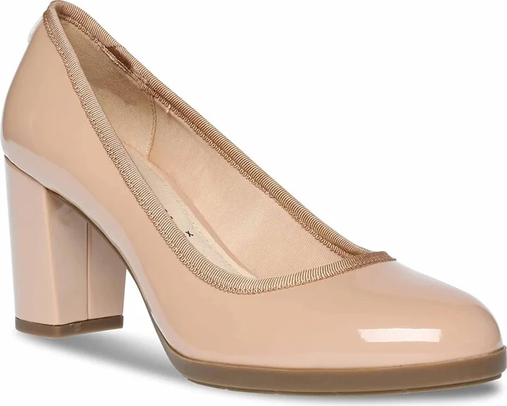 Anne Klein Women’s Castana Comfortable Block Heeled Pump
