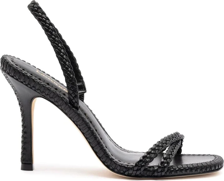 Annie Sandal