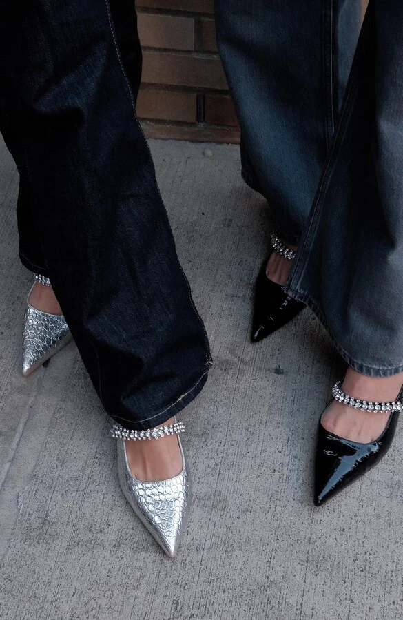 Antonella Kitten Heel Pump - Image 2