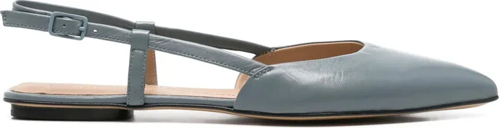 Anya pumps
