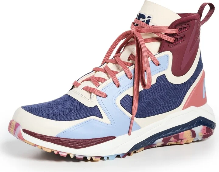 APL: Athletic Propulsion Labs Techloom Defender Seakers