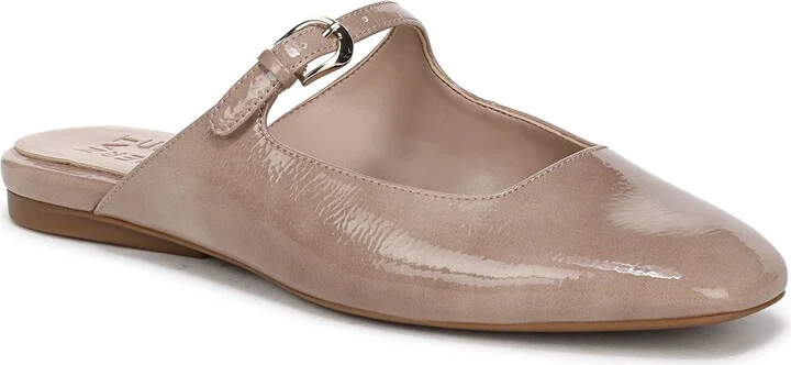 Apple Mary Jane Mule