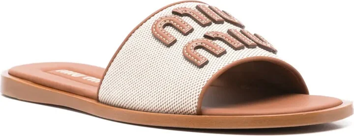 Appliqué-Logo Slides - Image 2