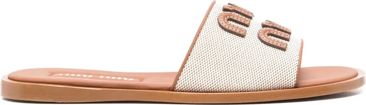 Appliqué-Logo Slides
