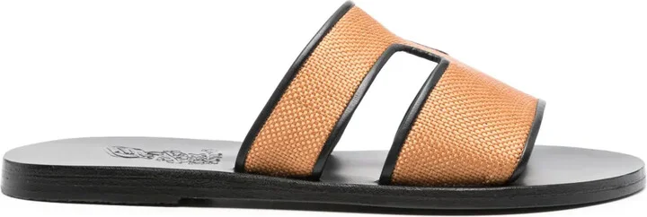 Apteros basket-weave slides