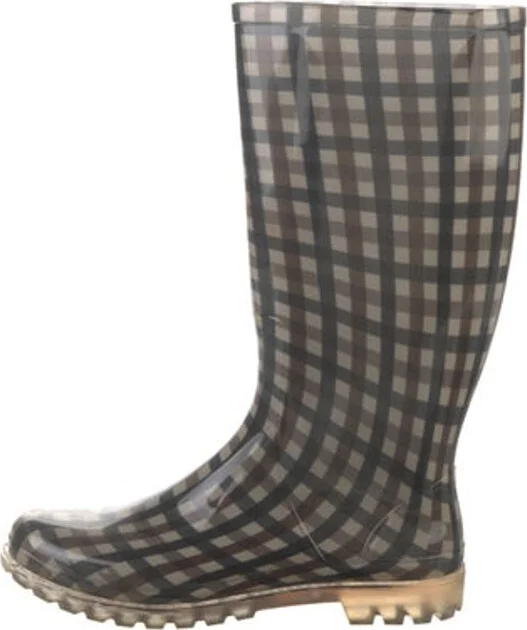 Aquascutum
