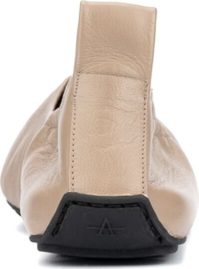 Aquatalia Quortney Weatherproof Leather Flat - Image 2