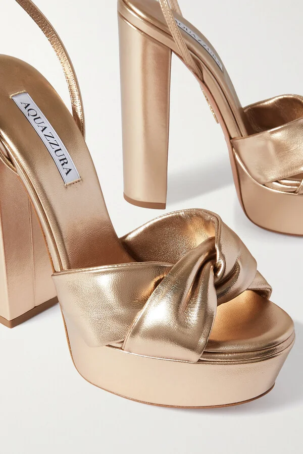 Aquazzura - Olie Plateau 140 Knotted Metallic Leather Platform Sandals - Pink - Image 4