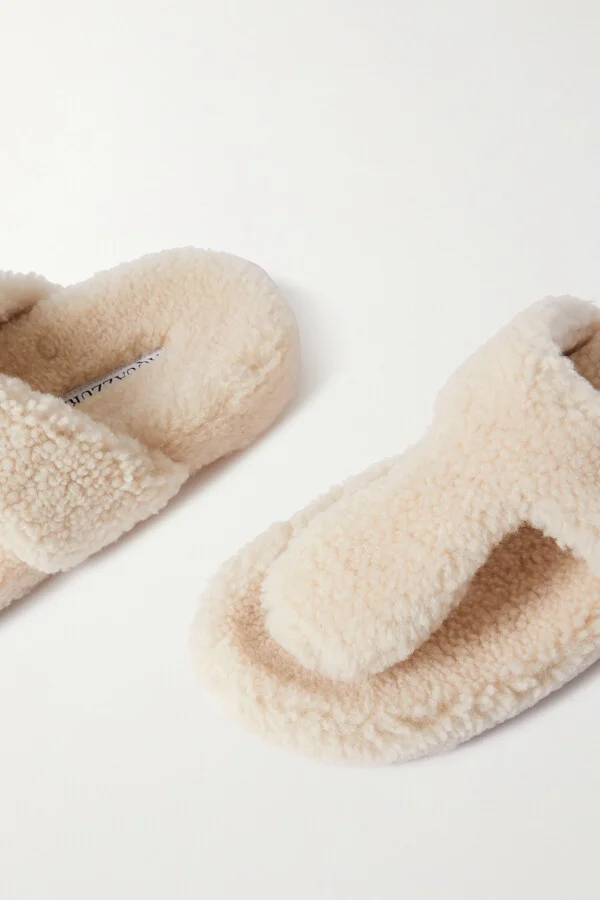 Aquazzura - Relax Shearling Sandals - Cream - Image 4