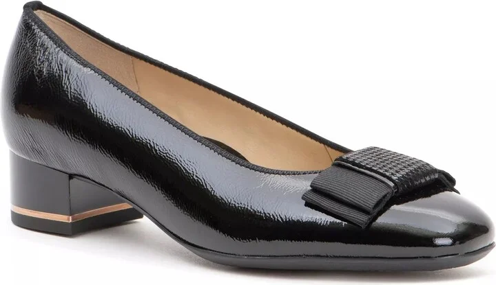 Ara Garnet Pump