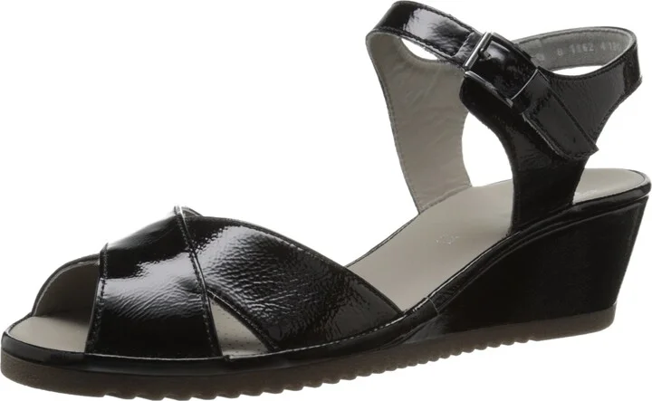 ara Women's Cadence