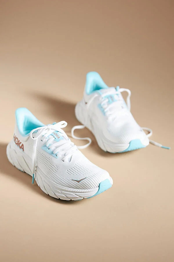 Arahi 7 Sneakers - Image 2