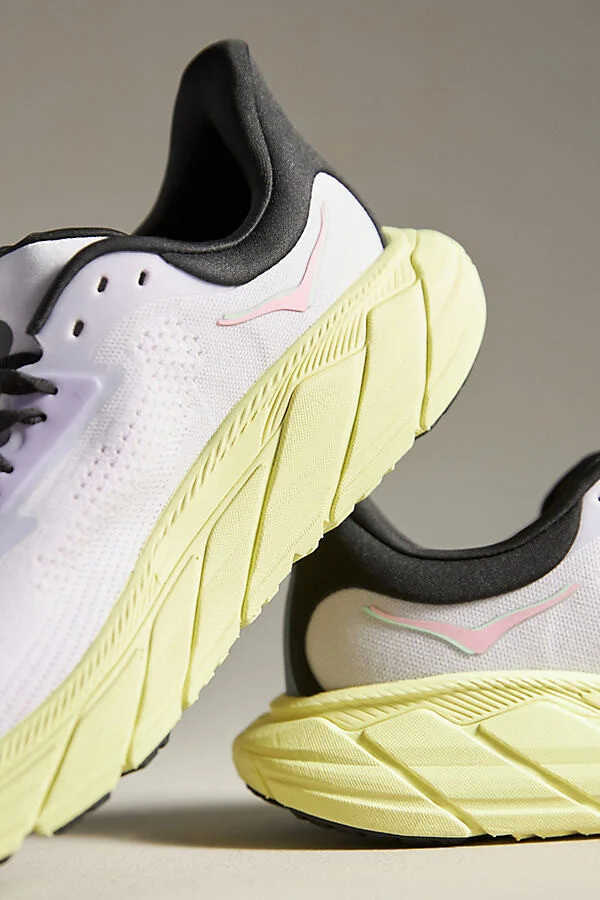 Arahi 7 Sneakers - Image 7