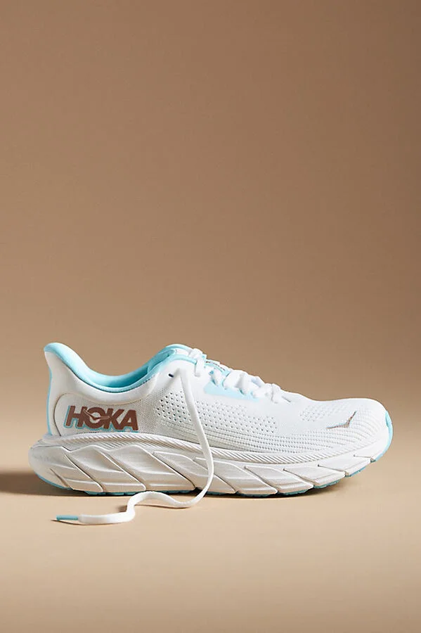 Arahi 7 Sneakers