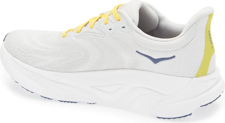 Arahi 8 Running Shoe - Image 2