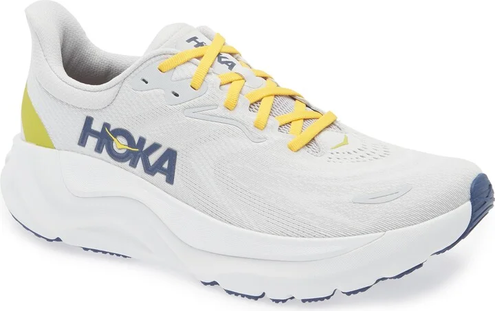 Arahi 8 Running Shoe